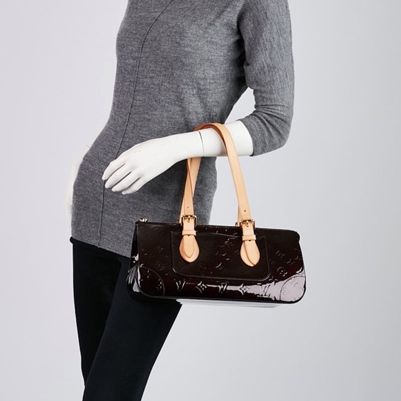 Louis Vuitton Rosewood Avenue Vernis shoulder bag in Stunning Amarante - Picture 15 of 16